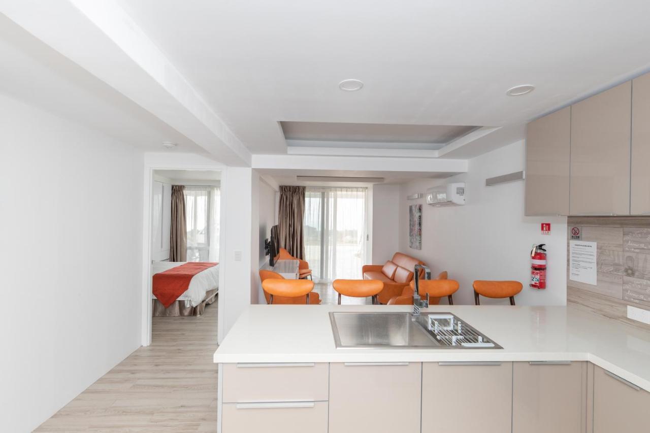 Christmas Island Apartments Flying Fish Cove Extérieur photo
