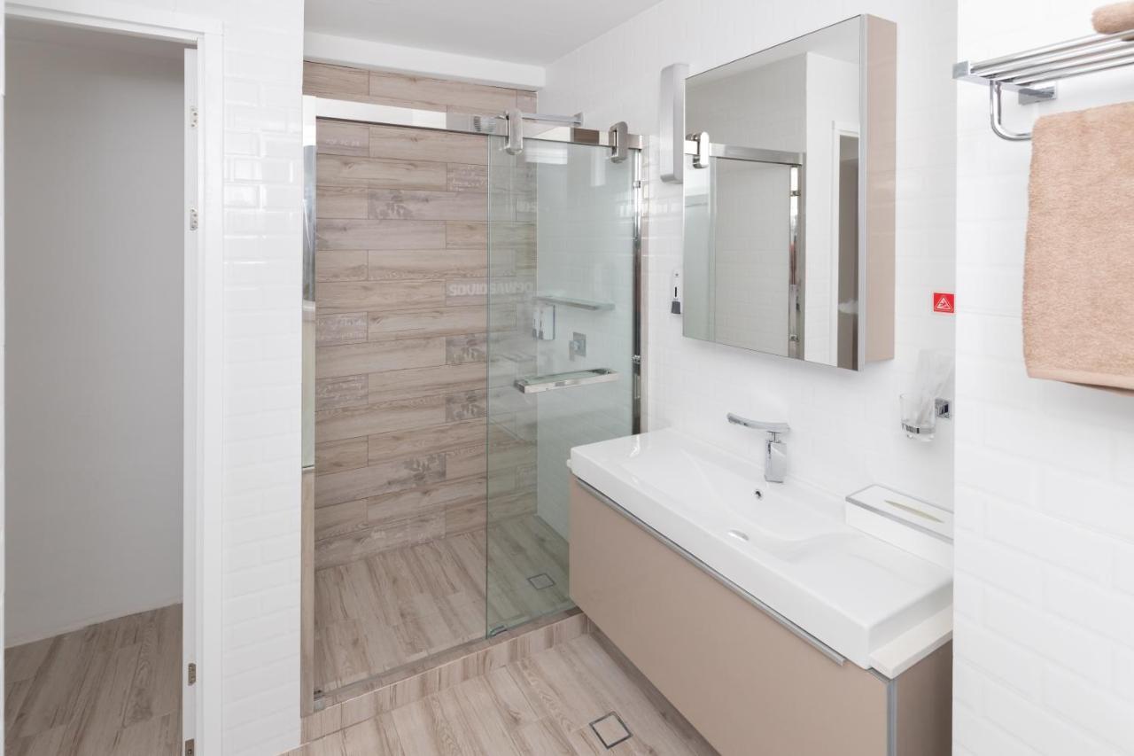 Christmas Island Apartments Flying Fish Cove Extérieur photo