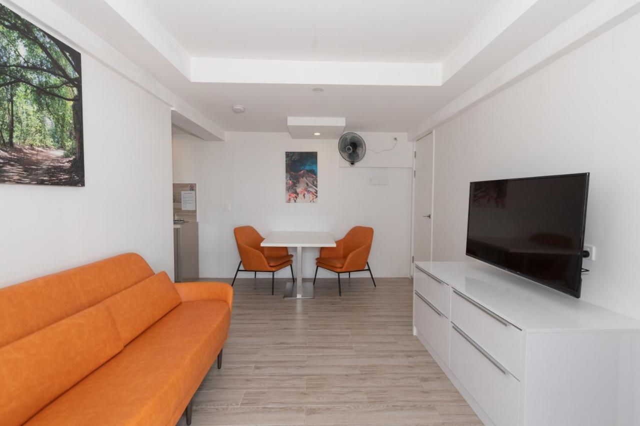 Christmas Island Apartments Flying Fish Cove Extérieur photo